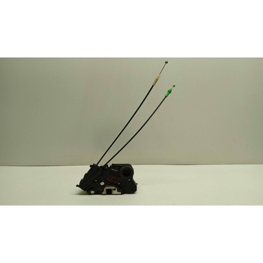 SERRATURA SCROCCO TOYOTA Yaris 2005>2008 usato