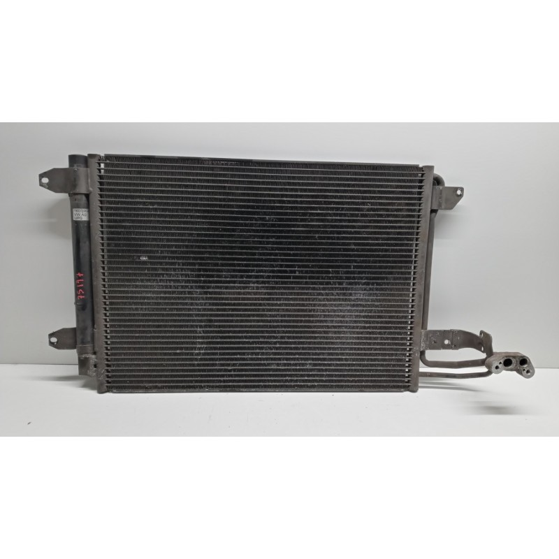 VOLKSWAGEN van RADIATORE CLIMATIZZATORE VOLKSWAGEN van Caddy 2010>2015 usato