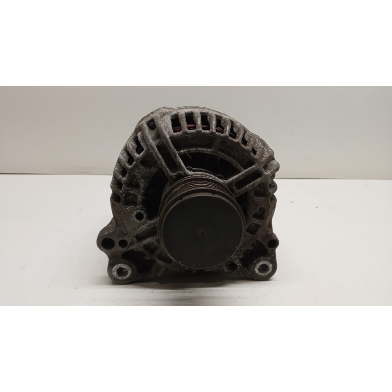 VOLKSWAGEN van ALTERNATOR VOLKSWAGEN van Caddy 2010>2015 used