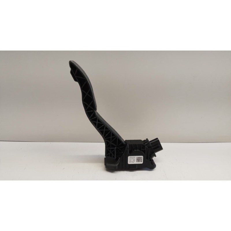 VOLKSWAGEN ELETRONIC THROTTLE PEDAL  VOLKSWAGEN T-Roc 2021> used