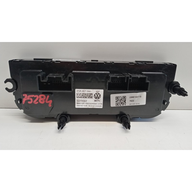 VOLKSWAGEN AC CONTROL UNIT VOLKSWAGEN T-Roc 2021> used