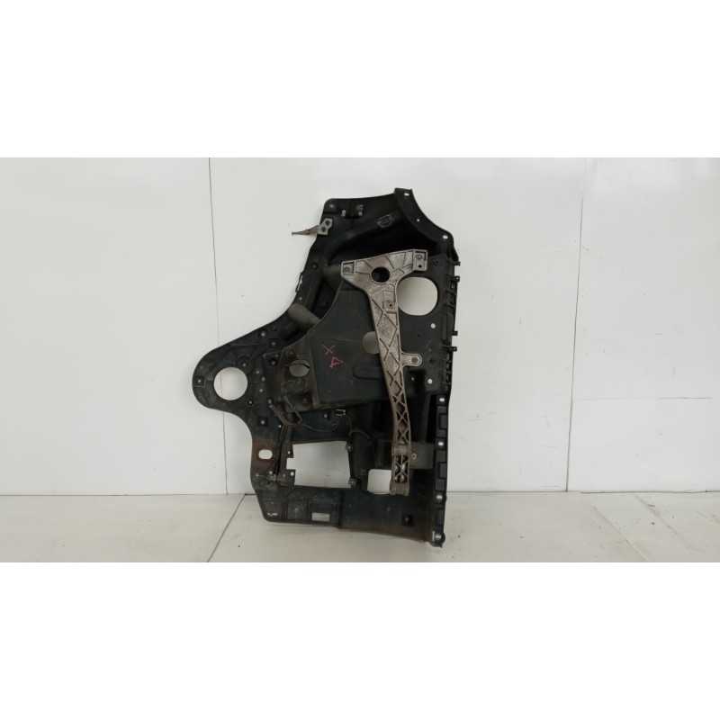 MERCEDES-BENZ truck SEDE FARI DESTRO MERCEDES-BENZ truck Actros euro 6 2014>2021 usato