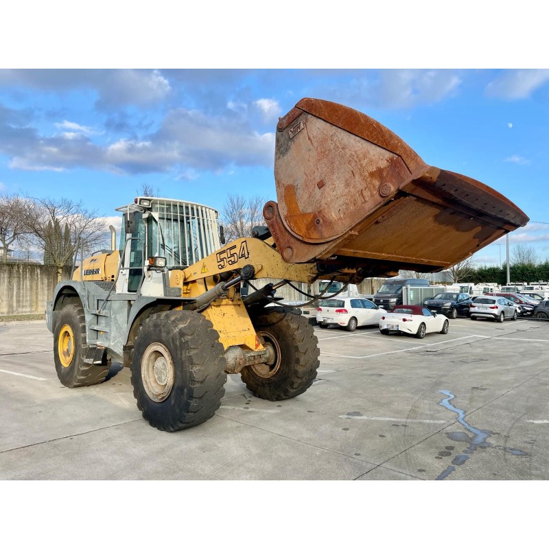 MACCHINE OPERATRICI MACCHINE OPERATRICI PALA LIEBHERR L554 