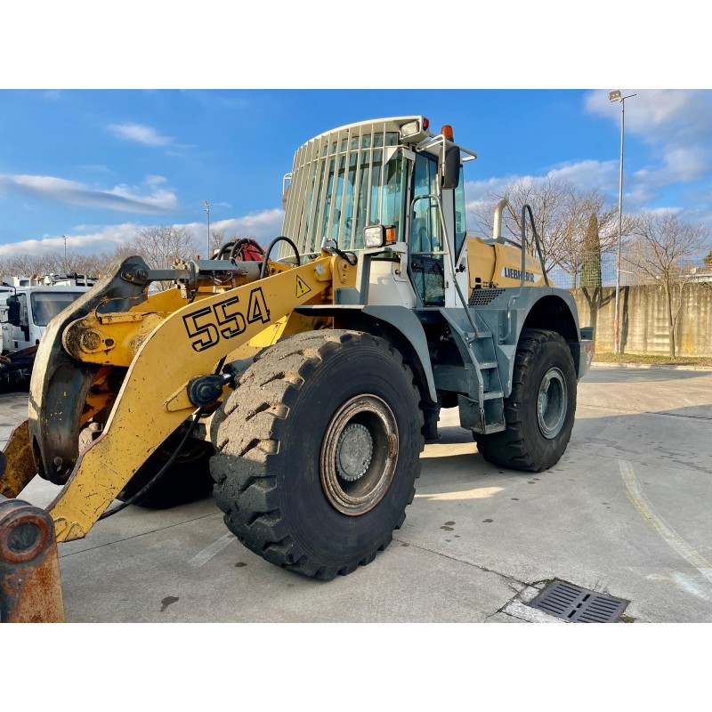 MACCHINE OPERATRICI MACCHINE OPERATRICI PALA LIEBHERR L554 