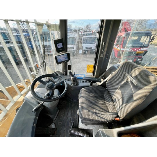 MACCHINE OPERATRICI PALA LIEBHERR L554 