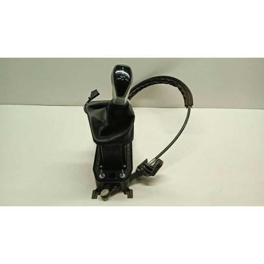 LEVER VOLKSWAGEN T-Roc 2021> used