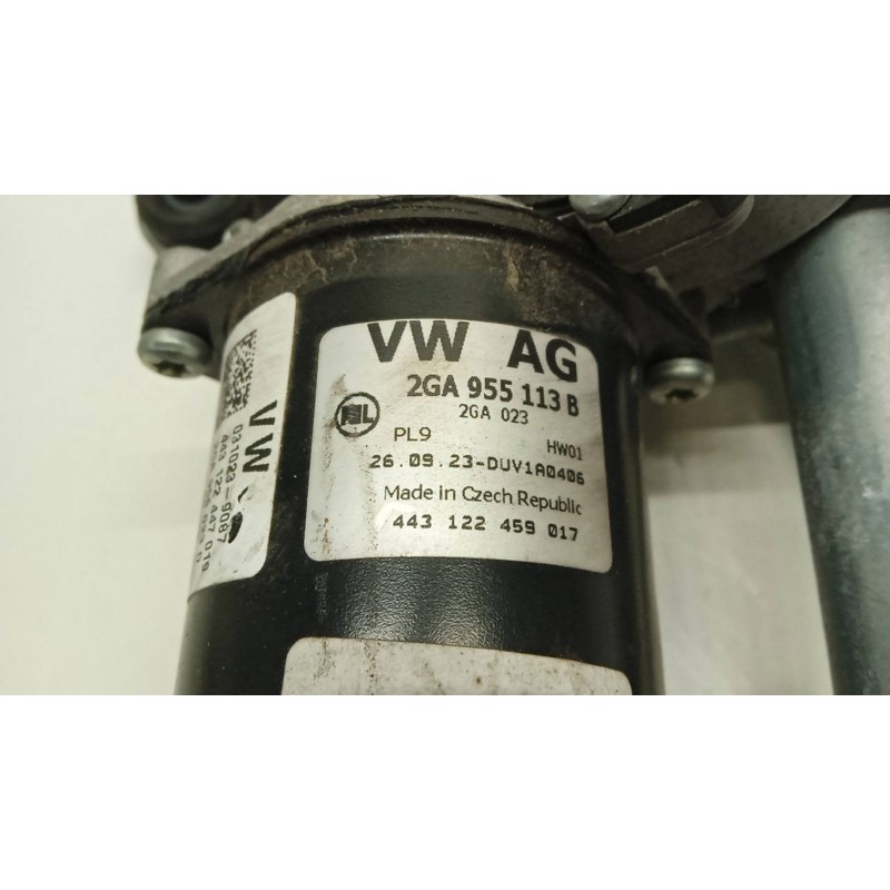 VOLKSWAGEN windshield wiper motor VOLKSWAGEN T-Roc 2021> used