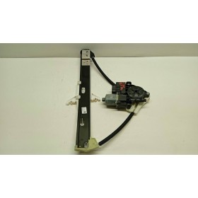 BACK RIGHT POWERED WINDOWS...