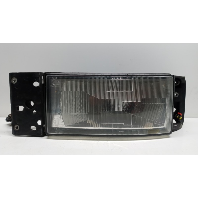 IVECO FARO ANTERIORE SINISTRO IVECO EUROCARGO 1994>2000 usato