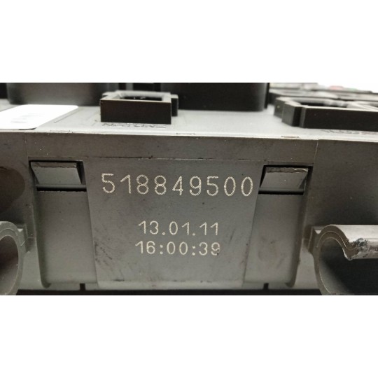 FUSE BOX RENAULT truck Premium 2005>2013 used