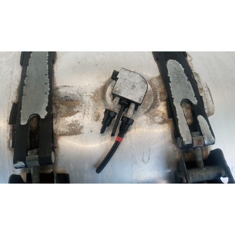 RENAULT truck GALLEGGIANTE SERBATOIO RENAULT truck Premium 2005>2013 usato