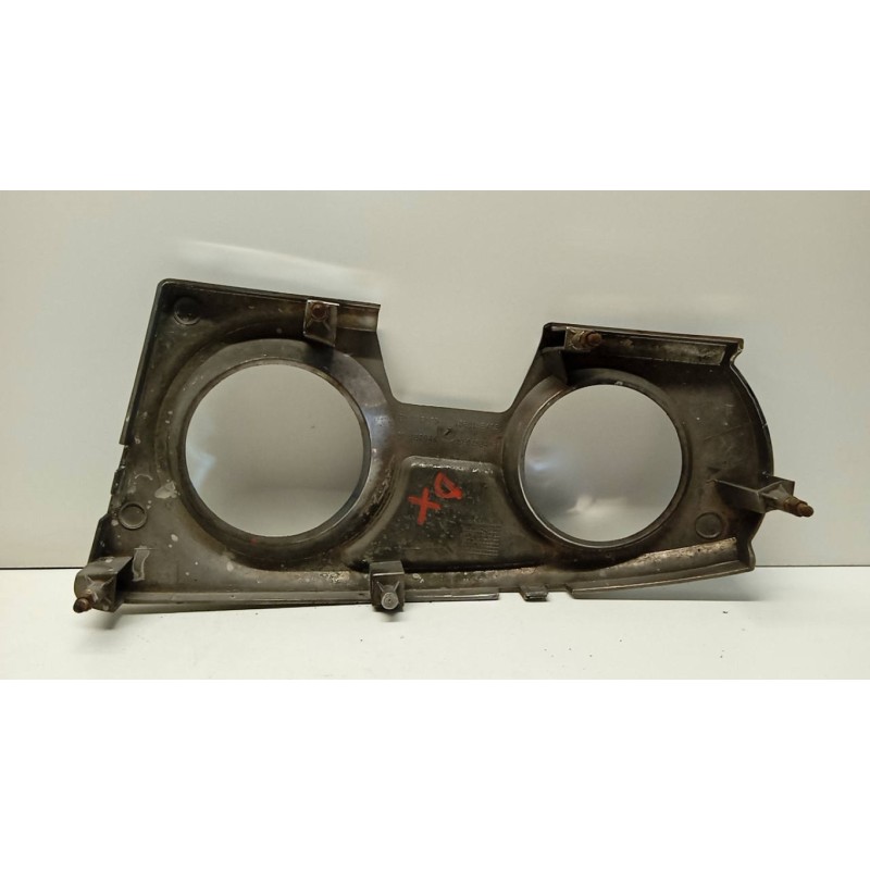 IVECO GRILL FRONT BUMPER RIGHT IVECO Stralis 2013> used