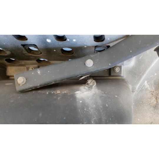 RIGHT FRONT MUDGUARD  IVECO Stralis 2013> used