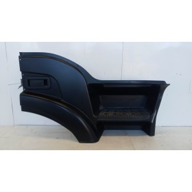 RIGHT FRONT MUDGUARD  IVECO...