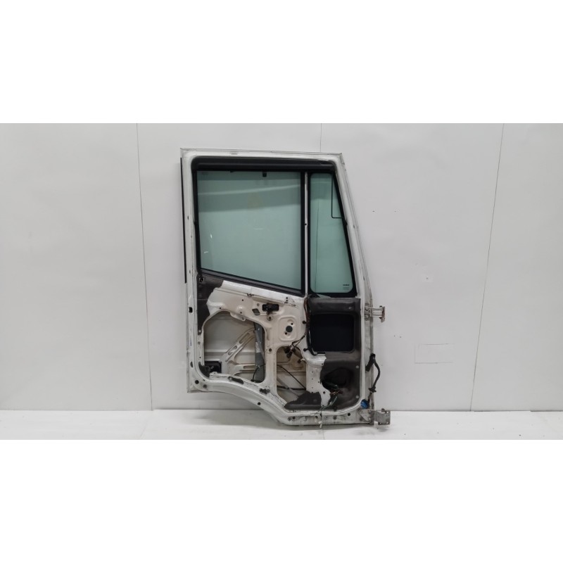 IVECO LEFT FRONT DOOR IVECO Stralis 2013> used