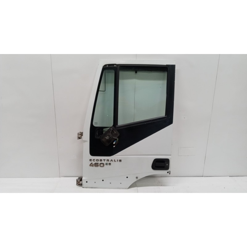 IVECO LEFT FRONT DOOR IVECO Stralis 2013> used