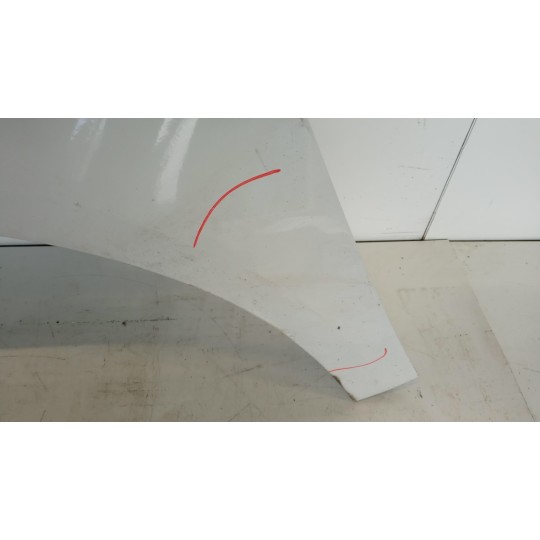 PARAFANGO ANTERIORE SINISTRO VOLKSWAGEN van Caddy 2010>2015 usato