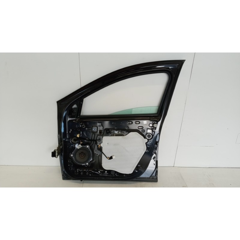 DACIA RIGHT FRONT DOOR  DACIA Duster 2018> 2021 used