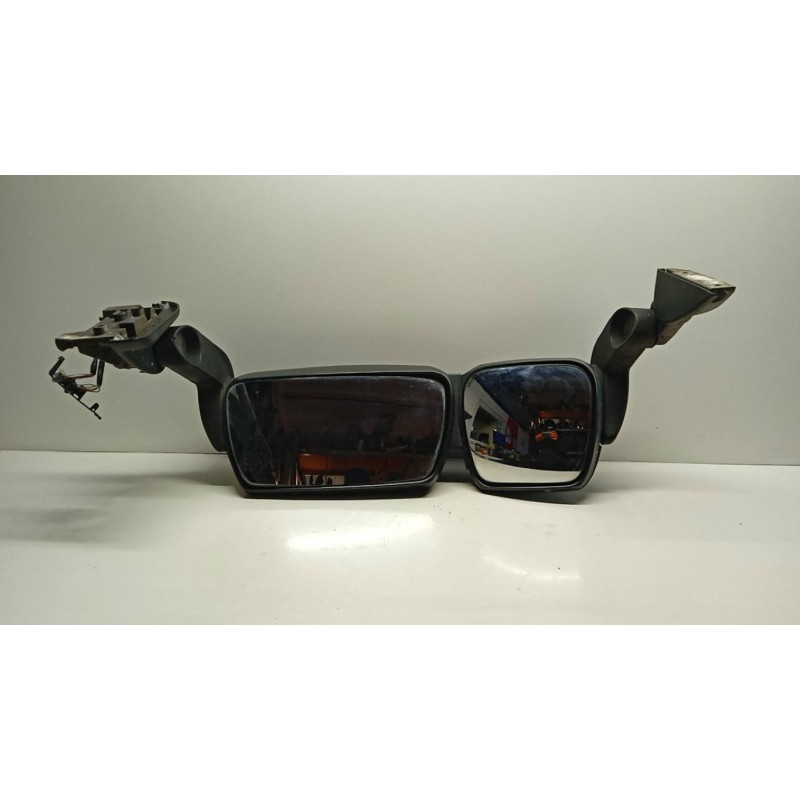 IVECO RETROVISORE ELETTRICO DESTRO IVECO Stralis 2007>2013 usato