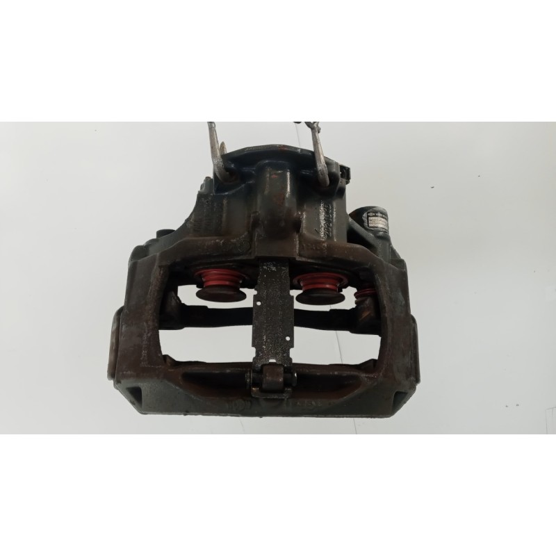 DAF PINZA ANTERIORE SINISTRA DAF XF105 usato