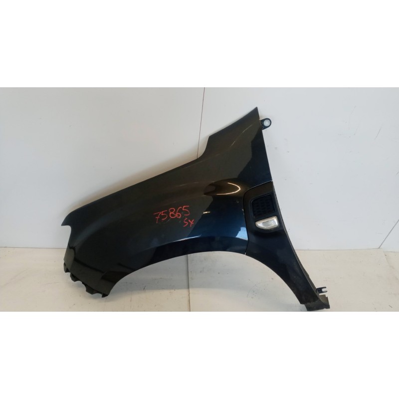 DACIA LEFT FRONT MUDGUARD  DACIA Duster 2021> used