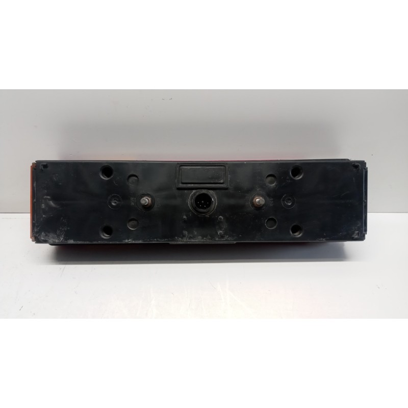 DAF FARO POSTERIORE ESTERNO DESTRO DAF XF105 usato