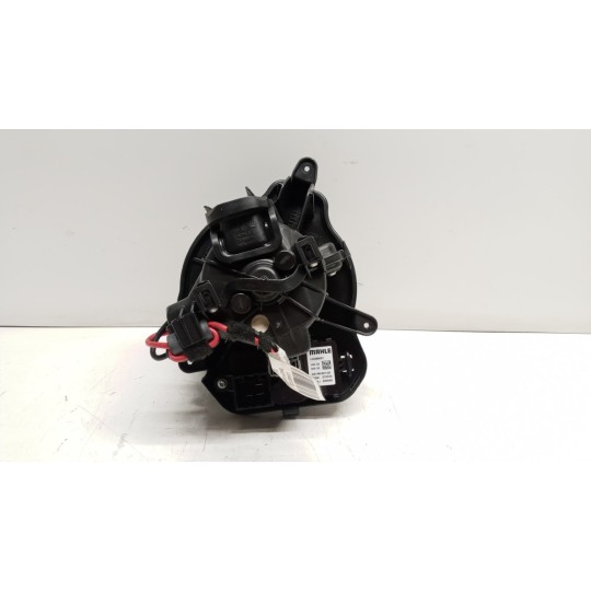 MOTORINO VENTILAZIONE INTERNA RENAULT truck T 2014> usato