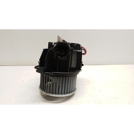 MOTORINO VENTILAZIONE INTERNA RENAULT truck T 2014> usato