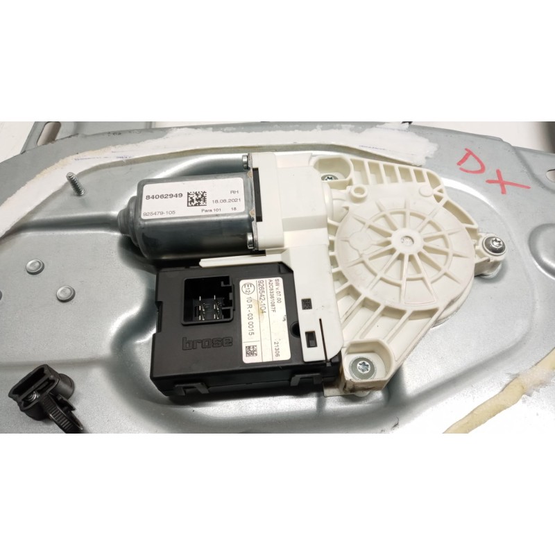 RENAULT truck FRONT RIGHT POWERED WINDOWS  RENAULT truck T 2014> used