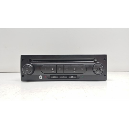 CAR RADIO RENAULT truck T 2014> used