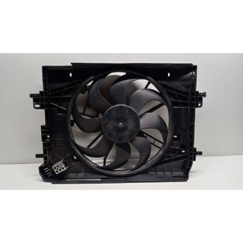 DACIA CONVOGLIATORE ELETTROVENTOLA DACIA Duster 2021> usato