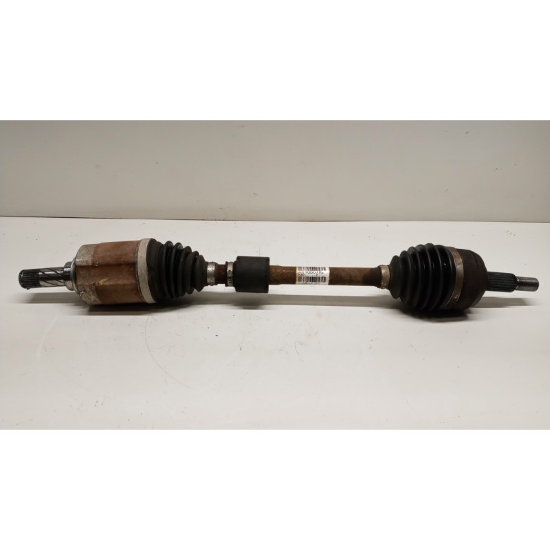 DACIA FRONT HALF-AXLES LEFT  DACIA Duster 2021> used