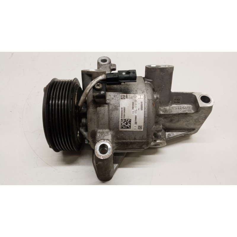 DACIA AIR CONDITIONER COMPRESSOR DACIA Duster 2021> used