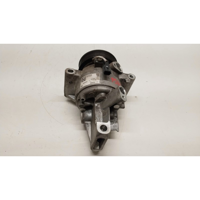 DACIA AIR CONDITIONER COMPRESSOR DACIA Duster 2021> used