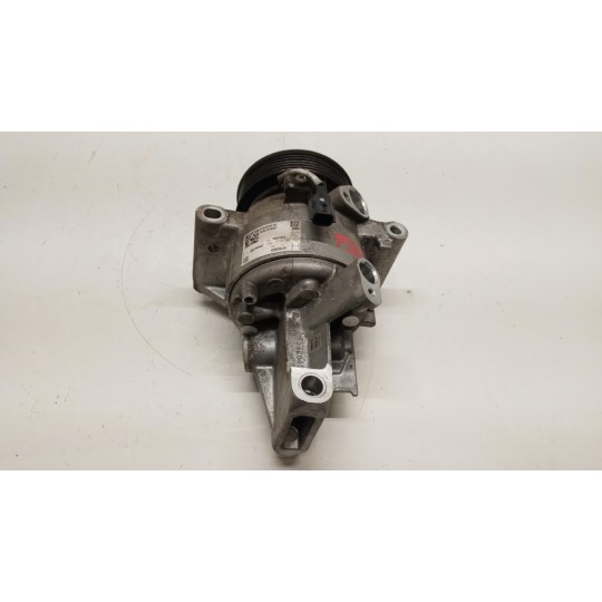 AIR CONDITIONER COMPRESSOR DACIA Duster 2021> used
