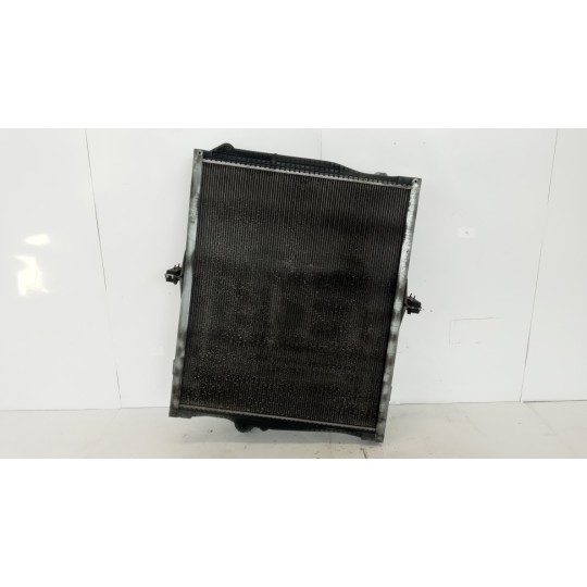 RADIATORE ACQUA RENAULT truck T 2014> usato