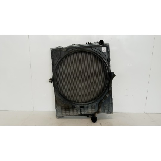 RADIATORE ACQUA RENAULT truck T 2014> usato