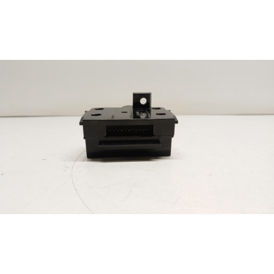 VARIOUS SWITCHES AND BUTTONS C  RENAULT truck T 2014> used