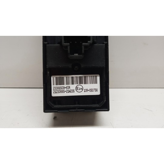 INTERRUTTORI E PULSANTI ALZAVETRI RENAULT truck T 2014> usato