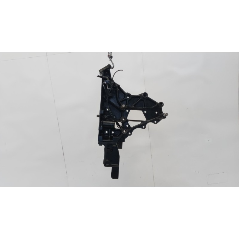 RENAULT truck SUPPORTO PARAURTO RENAULT truck T 2014> usato