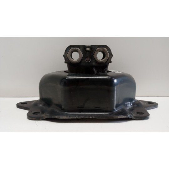 SUPPORTO MOTORE RENAULT truck T 2014> usato