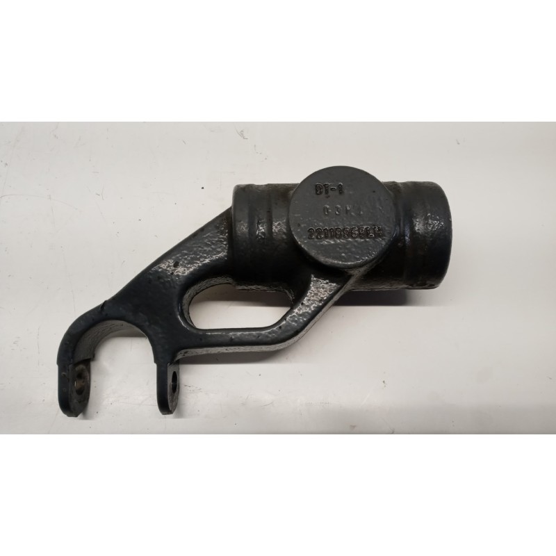 RENAULT truck SUPPORTO SOSPENSIONI RENAULT truck T 2014> usato