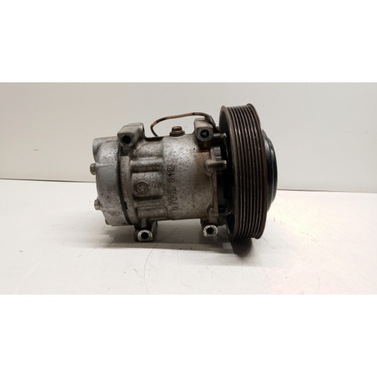 COMPRESSORE ARIA CONDIZIONATA RENAULT truck T 2014> usato