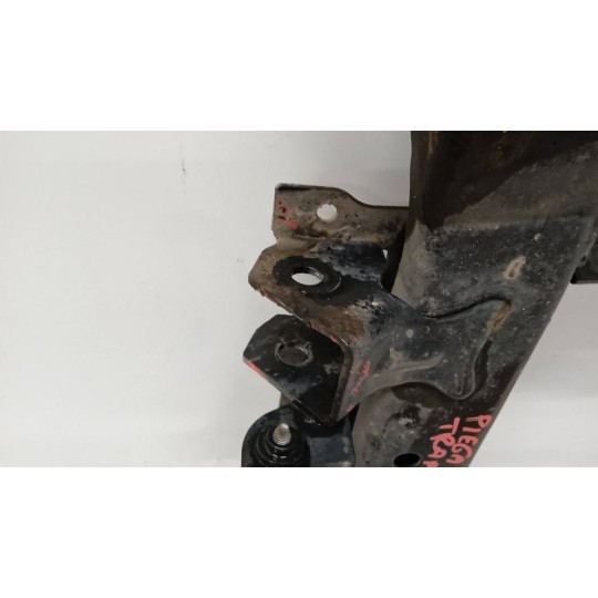 FRONT CHASSIS SUSPENSION  DACIA Duster 2021> used