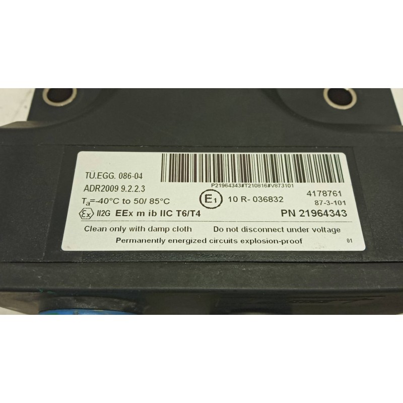 VOLKSWAGEN van HOLDER WHEEL VOLKSWAGEN van Crafter 2017> used