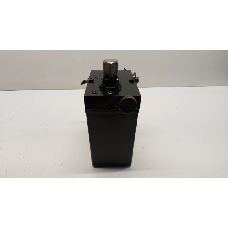 RENAULT truck CAB LIFT PUMP  RENAULT truck T 2014> used