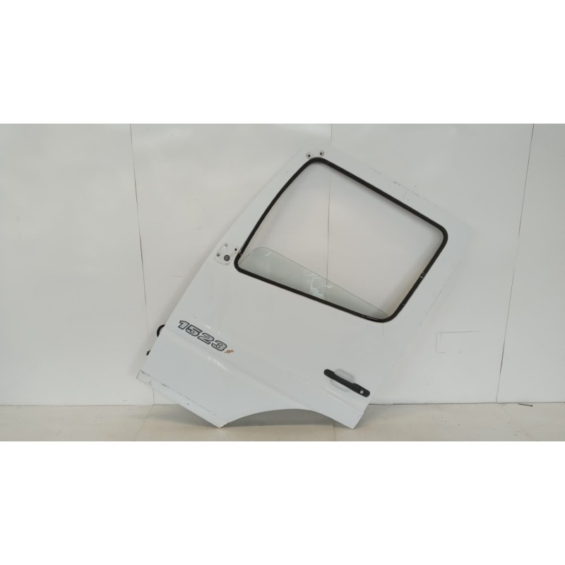MERCEDES-BENZ truck PORTA ANTERIORE SINISTRA MERCEDES-BENZ truck Atego 970 usato