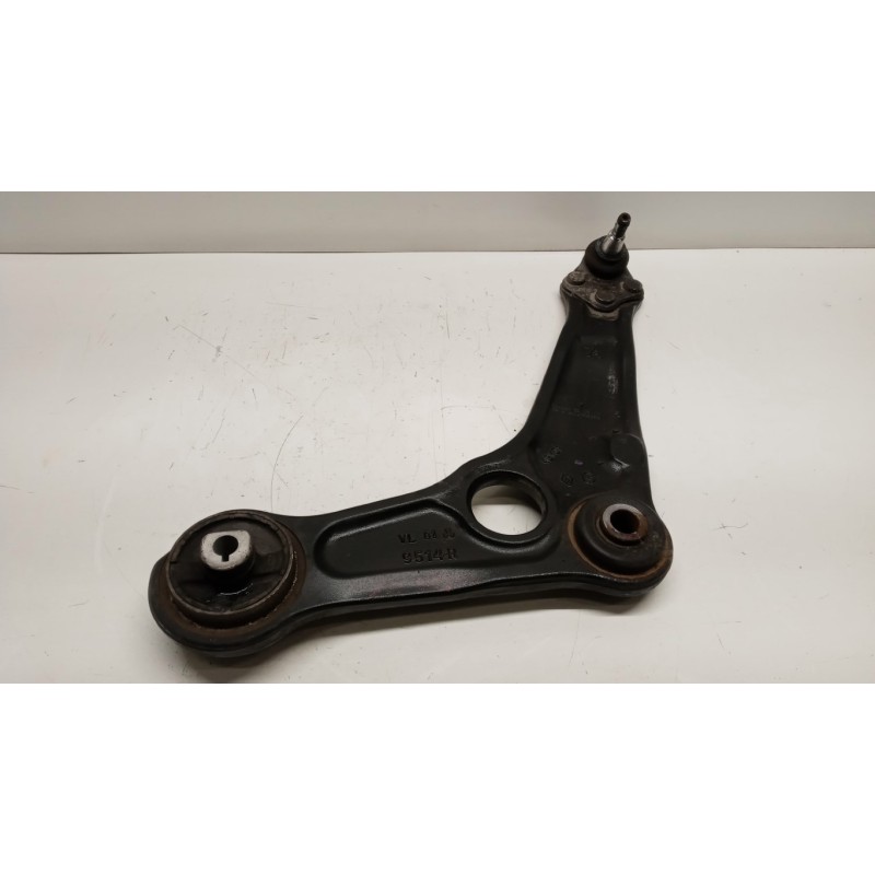 RENAULT CONTROL ARM FRONT LOWER LEFT  RENAULT Scenic 2016> used