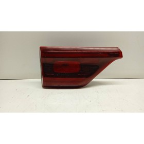 LEFT REAR LIGHT ON BACK KIA...