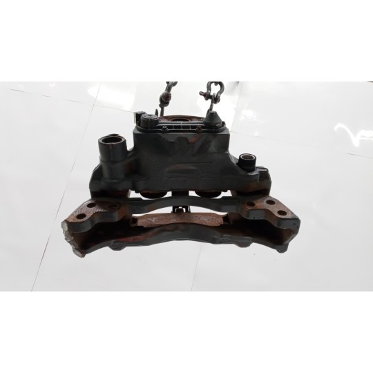 PINZA POSTERIORE DESTRA DAF XF95 usato